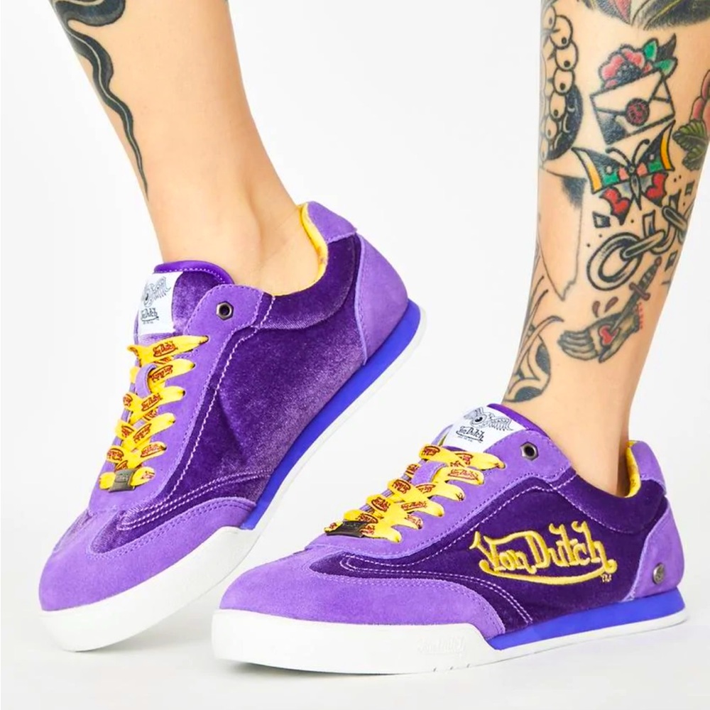 VON DUTCH “Vanderdutch” Velvet Sneakers in Purple